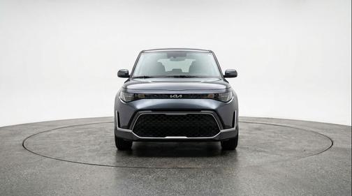 Gravity Gray 2025 Kia Soul LX