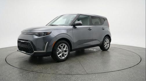 Gravity Gray 2025 Kia Soul LX
