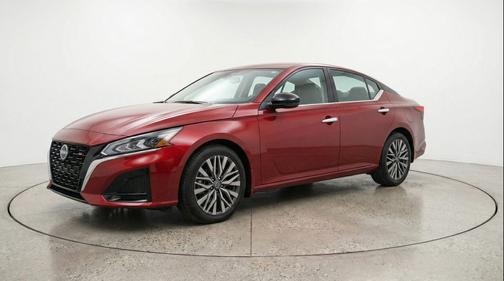 Scarlet Ember Tintcoat 2025 Nissan Altima SV FWD