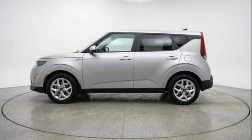 Steel Gray 2025 Kia Soul LX