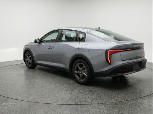 Steel Gray 2025 Kia K4 LXS