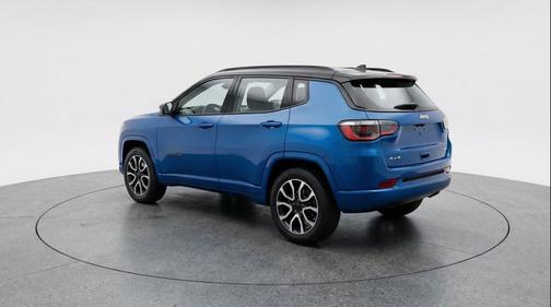Hydro Blue Pearlcoat 2025 Jeep Compass Trailhawk