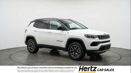 Bright White Clearcoat 2025 Jeep Compass Trailhawk