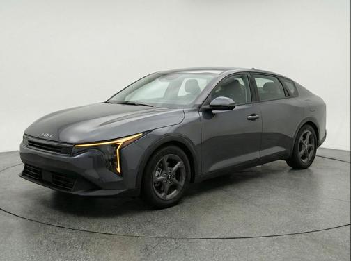 Interstellar Gray 2025 Kia K4 LXS