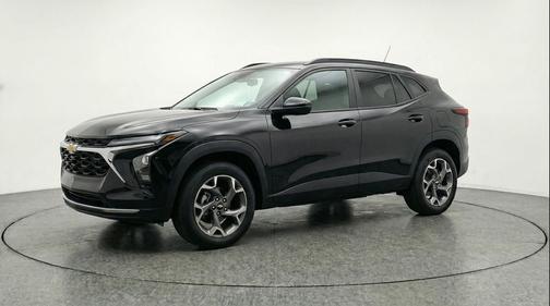 Mosaic Black Metallic 2025 Chevrolet Trax LT