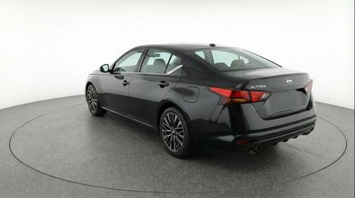 Super Black 2025 Nissan Altima SV FWD