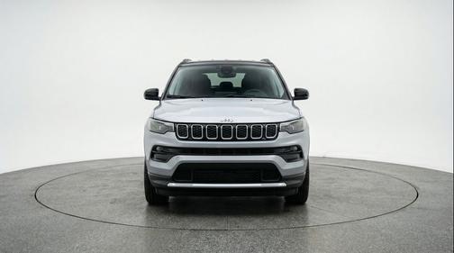 Silver Zynith Metallic Clearcoat 2025 Jeep Compass Limited