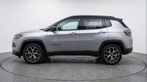 Silver Zynith Metallic Clearcoat 2025 Jeep Compass Limited