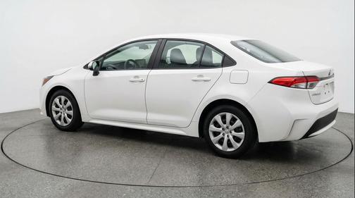 Ice Cap 2025 Toyota Corolla LE