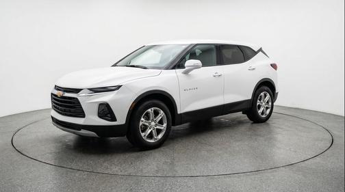 Summit White 2025 Chevrolet Blazer 2LT