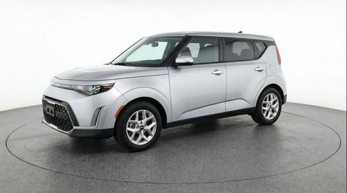 Steel Gray 2025 Kia Soul LX