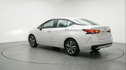 Brilliant Silver Metallic 2025 Nissan Versa 1.6 SV