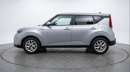 Steel Gray 2025 Kia Soul LX