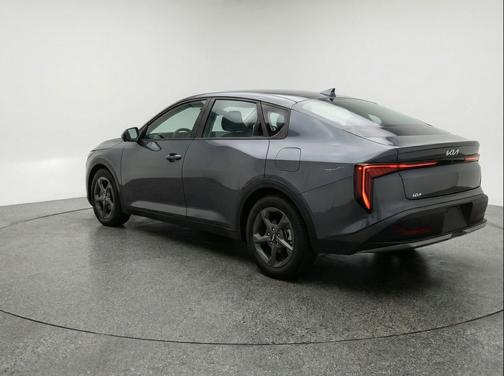 Interstellar Gray 2025 Kia K4 LXS
