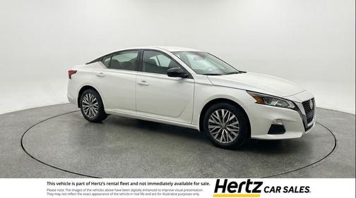 Glacier White 2025 Nissan Altima SV FWD