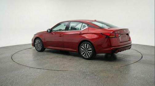 Scarlet Ember Tintcoat 2025 Nissan Altima SV FWD