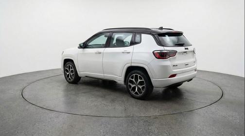 Bright White Clearcoat 2025 Jeep Compass Limited