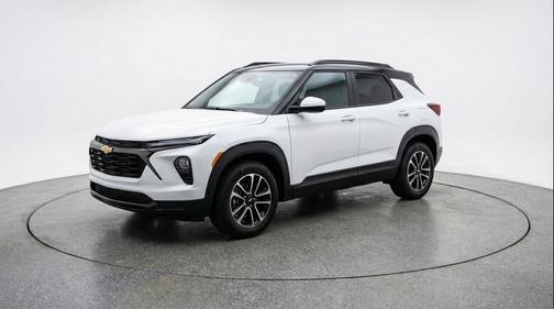 Summit White 2025 Chevrolet Trailblazer LT