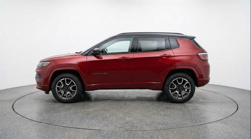 Red Hot Pearlcoat 2025 Jeep Compass Trailhawk