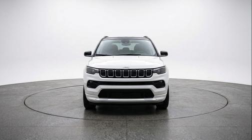 Bright White Clearcoat 2025 Jeep Compass Limited