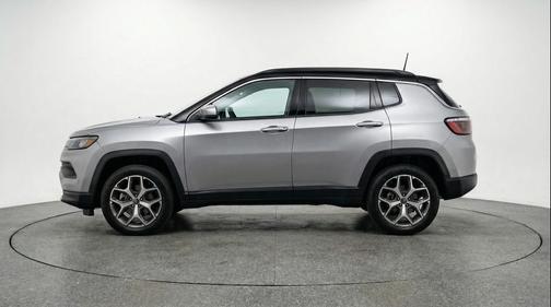 Silver Zynith Metallic Clearcoat 2025 Jeep Compass Limited