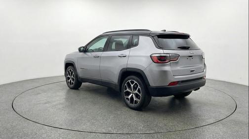 Silver Zynith Metallic Clearcoat 2025 Jeep Compass Limited