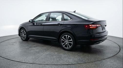 Deep Black Pearl 2025 Volkswagen Jetta 1.5T Sport