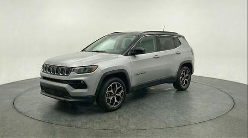Silver Zynith Metallic Clearcoat 2025 Jeep Compass Limited
