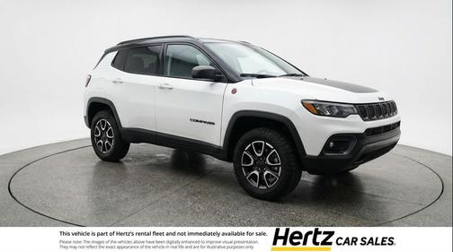 Bright White Clearcoat 2025 Jeep Compass Trailhawk