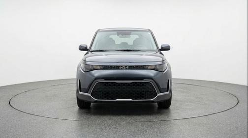 Gravity Gray 2025 Kia Soul LX