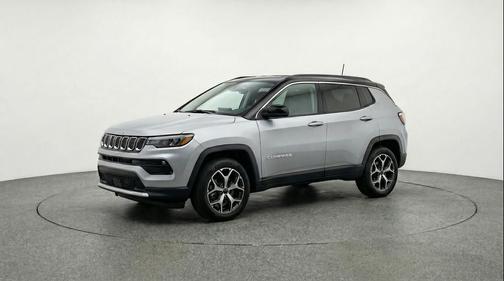 Silver Zynith Metallic Clearcoat 2025 Jeep Compass Limited