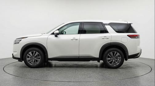Brilliant Silver Metallic 2025 Nissan Pathfinder SV FWD