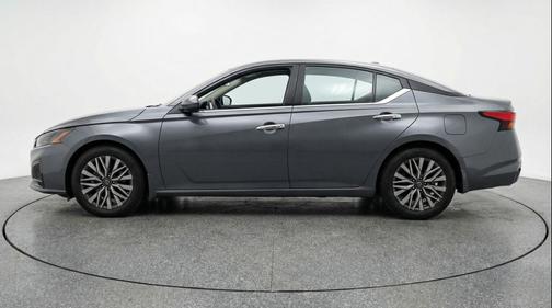 Gun Metallic 2025 Nissan Altima SV FWD