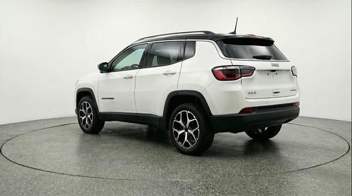 Bright White Clearcoat 2025 Jeep Compass Limited