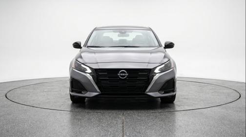 Gun Metallic 2025 Nissan Altima SV FWD