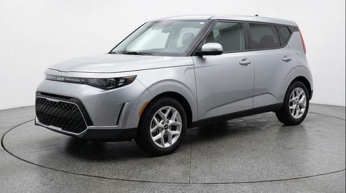 Steel Gray 2025 Kia Soul LX