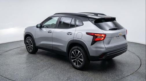 Sterling Gray Metallic 2025 Chevrolet Trailblazer LT
