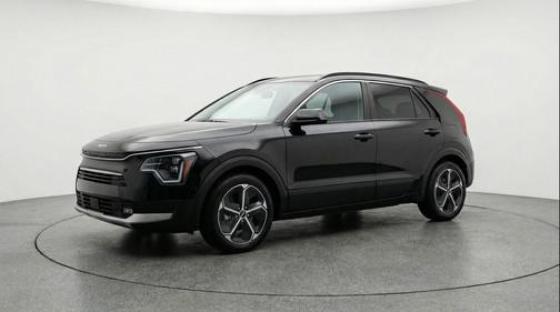 Aurora Black Pearl 2026 Kia Niro LX