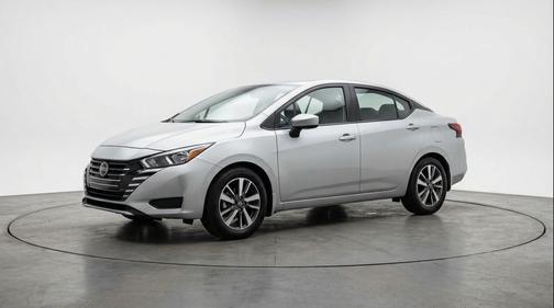 Brilliant Silver Metallic 2025 Nissan Versa 1.6 SV