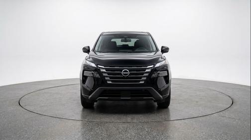 Super Black 2025 Nissan Rogue SV