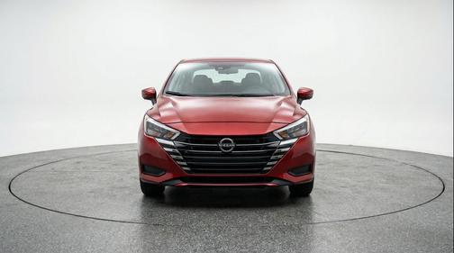 Scarlet Ember Tintcoat 2025 Nissan Versa 1.6 SV