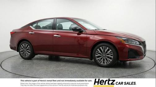 Garnet Pearl Metallic 2025 Nissan Altima SV FWD