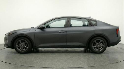 Interstellar Gray 2025 Kia K4 LXS