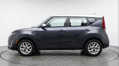 Gravity Gray 2025 Kia Soul LX