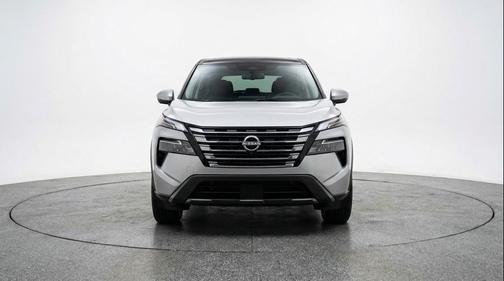 Brilliant Silver Metallic 2025 Nissan Rogue SV