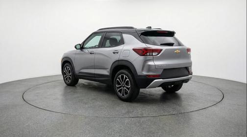 Sterling Gray Metallic 2025 Chevrolet Trailblazer LT