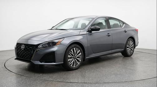 Gun Metallic 2025 Nissan Altima SV FWD