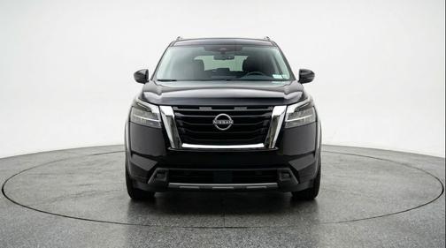 Super Black 2025 Nissan Pathfinder SV 4WD