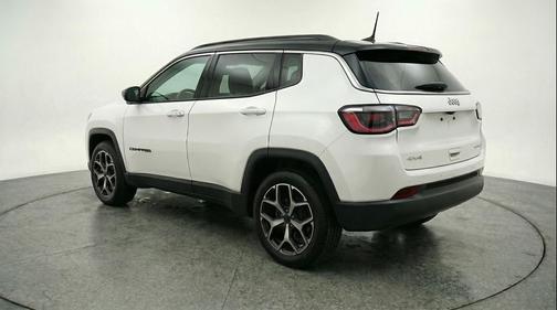 Bright White Clearcoat 2025 Jeep Compass Limited