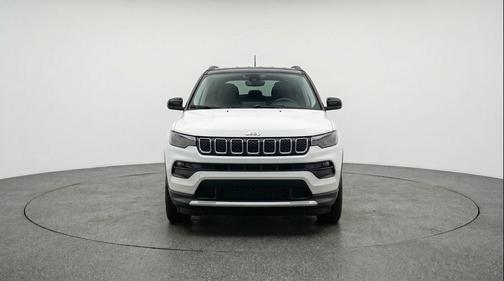 Bright White Clearcoat 2025 Jeep Compass Limited